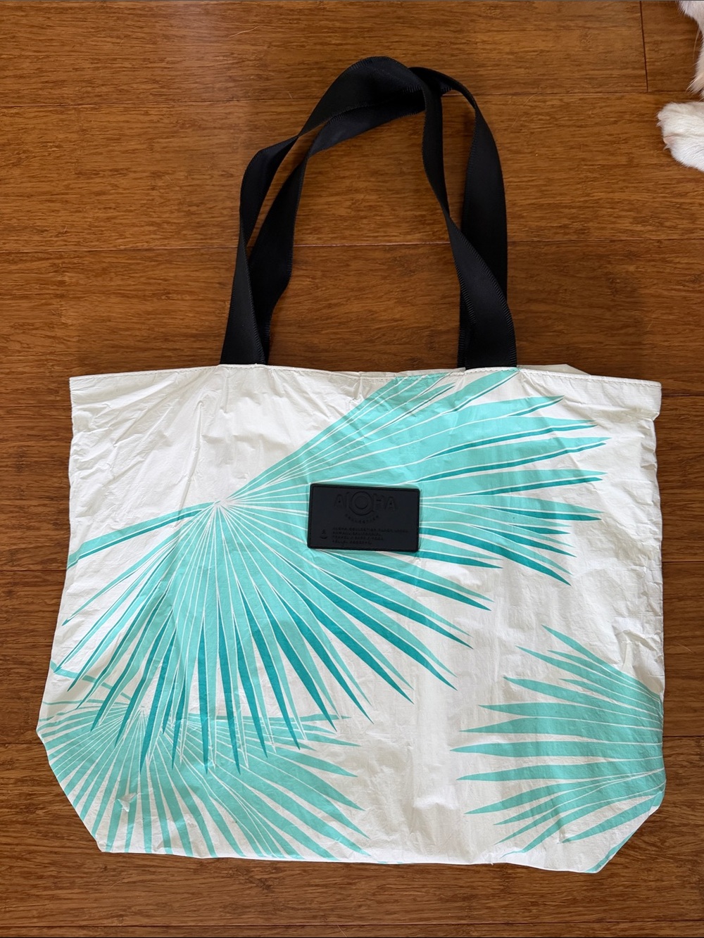 Aloha Collection White & Teal Palm Print Day Tripper Bag